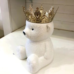 Polar bear candle holder from Bath and body, New in its box. limited addition